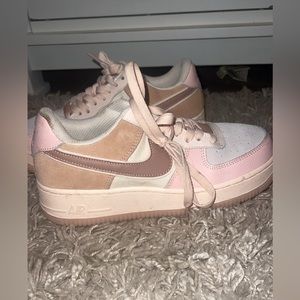 Nike air forces. In great condition. They are just too big for me!